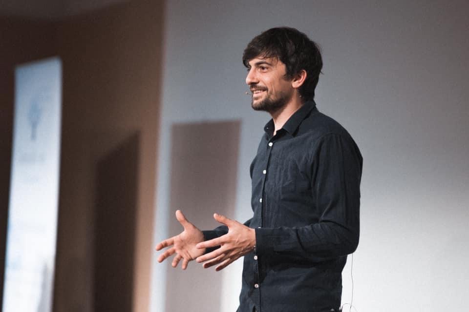 svg+xml;charset=utf-8,%3Csvg%20xmlns%3D'http%3A%2F%2Fwww.w3.org%2F2000%2Fsvg'%20viewBox%3D'0%200%20960%20640'%2F%3E